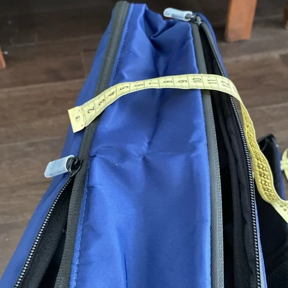 Backpack, Lacoste, NWT. - Picture 5 of 10